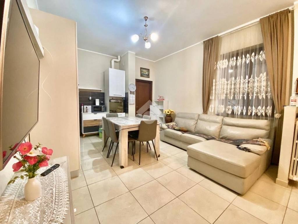 Appartamento a Novara in Via Goffredo Mameli, 5 - Foto 2