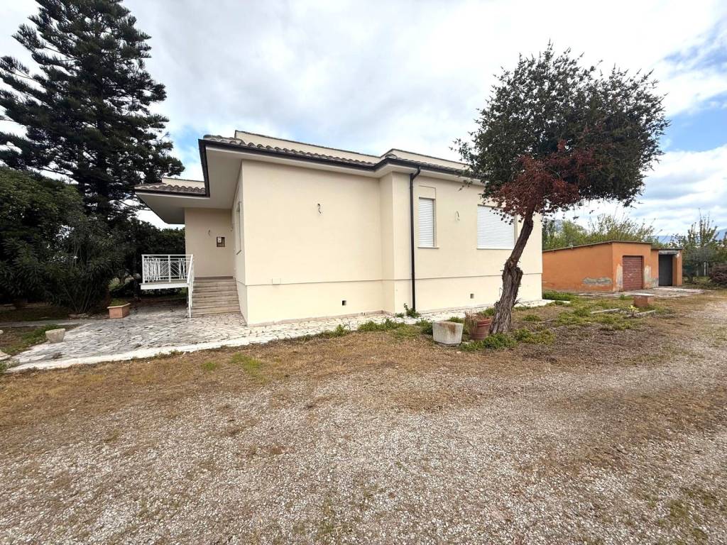 Villa a Terracina in Via Pantani da Basso - Foto 5