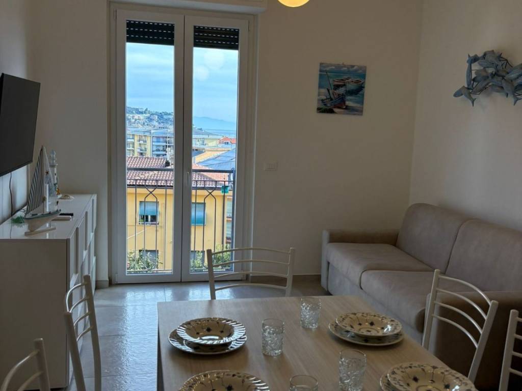 Appartamento a Varazze in Via Giancarlo Bagnasco - Foto 2
