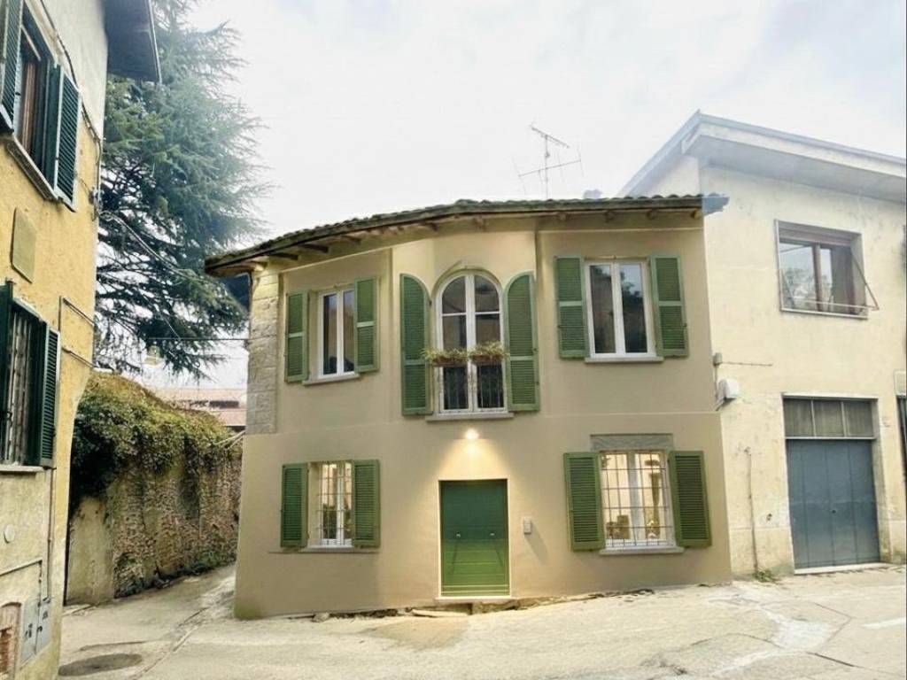 Appartamento a Verano brianza in Via Molino Ponte - Foto 2
