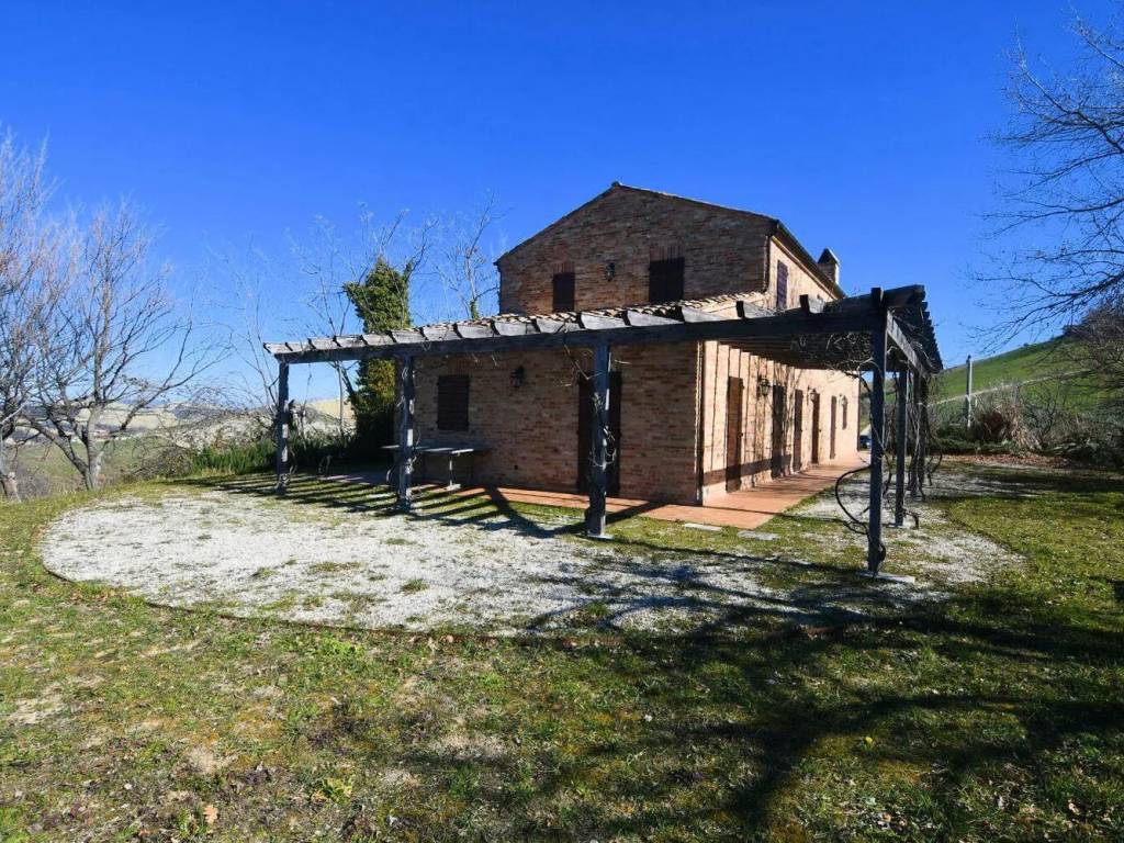 Rustico / casale a Montalto delle marche in Via Roma S.N.C. - Foto 4