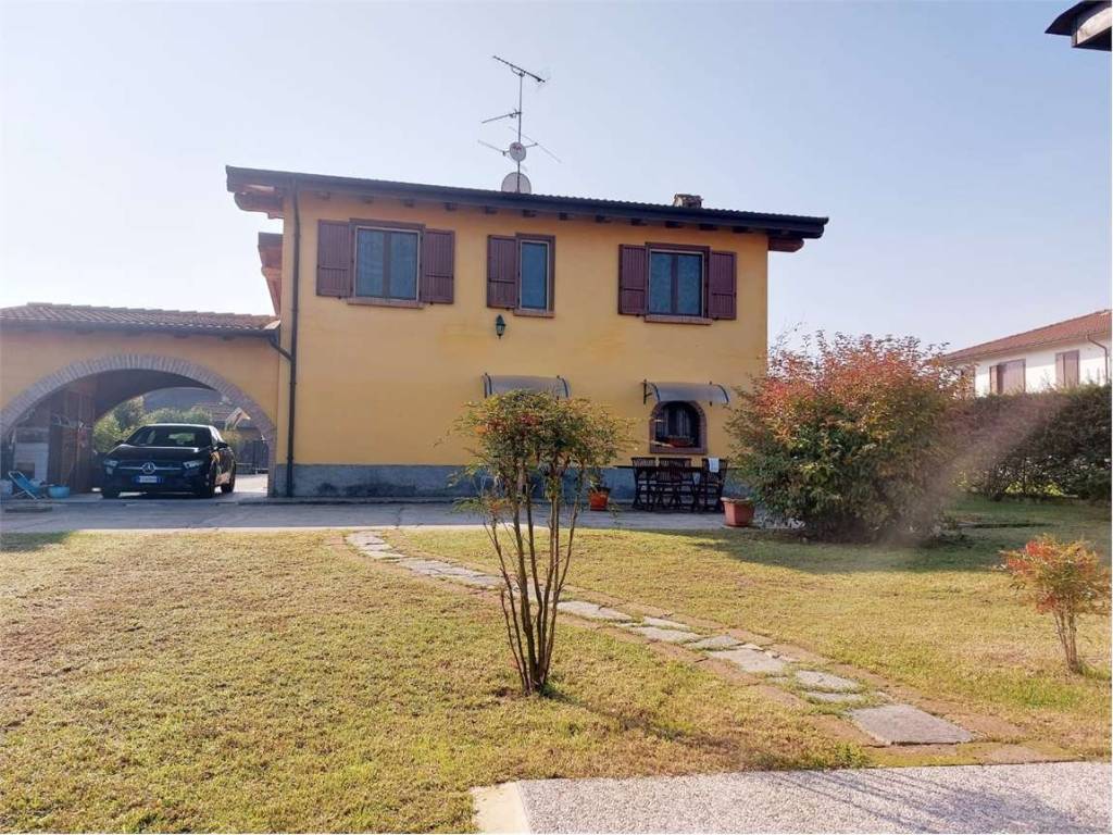 Villa a Mortara in Via fulvio testi , 17 - Foto 2