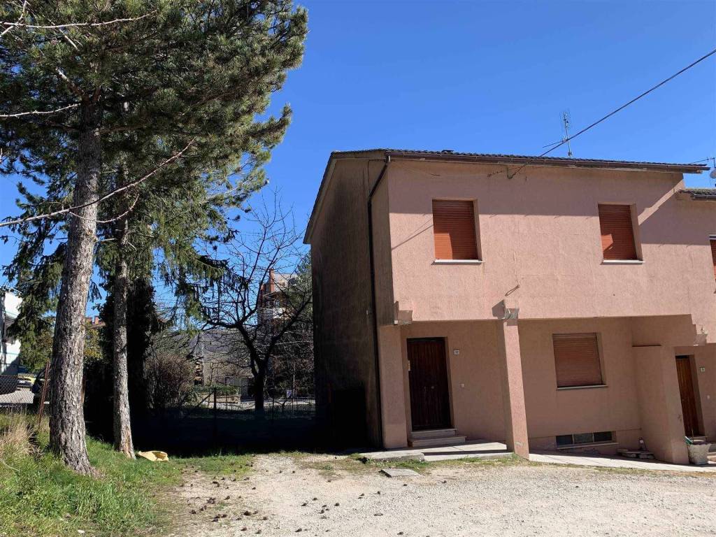 Casa indipendente a Camerino - Foto 2
