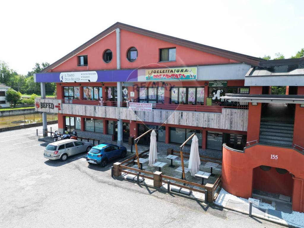 Palazzo / stabile a Castelletto sopra ticino in Via Sempione, 155 - Foto 2