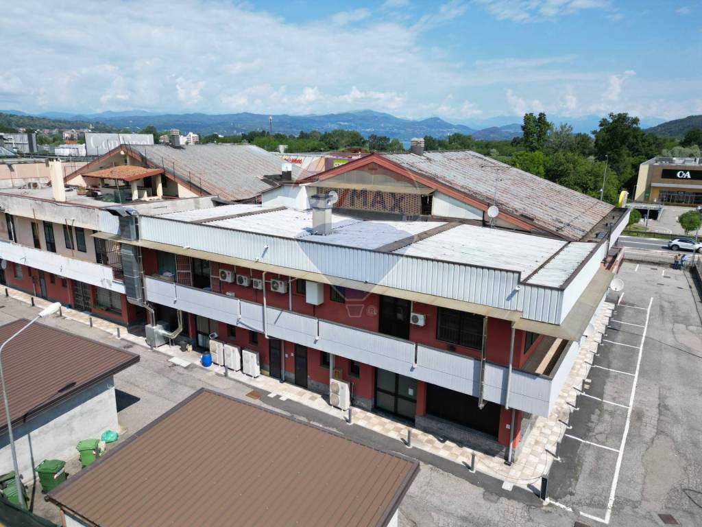 Palazzo / stabile a Castelletto sopra ticino in Via Sempione, 155 - Foto 4