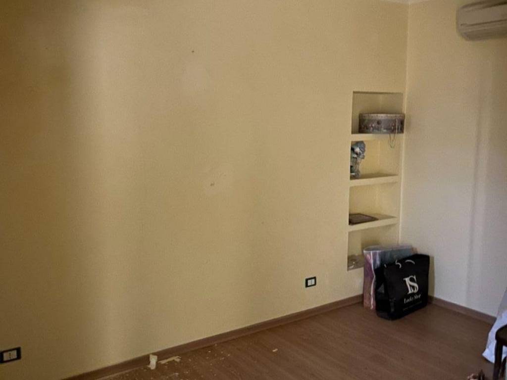 Appartamento a Savona in Via Alfonso Mistrangelo - Foto 5