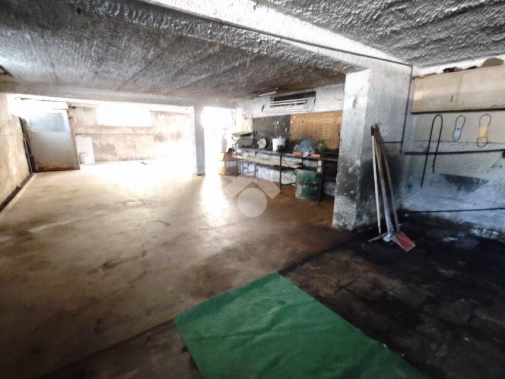 Box / garage a Minturno in Via Cadorna, 84 - Foto 5