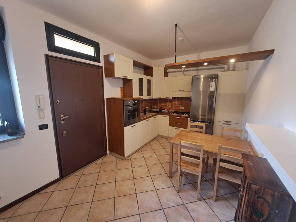 Appartamento a Marnate in Via San Sebastiano, 76 - Foto 2