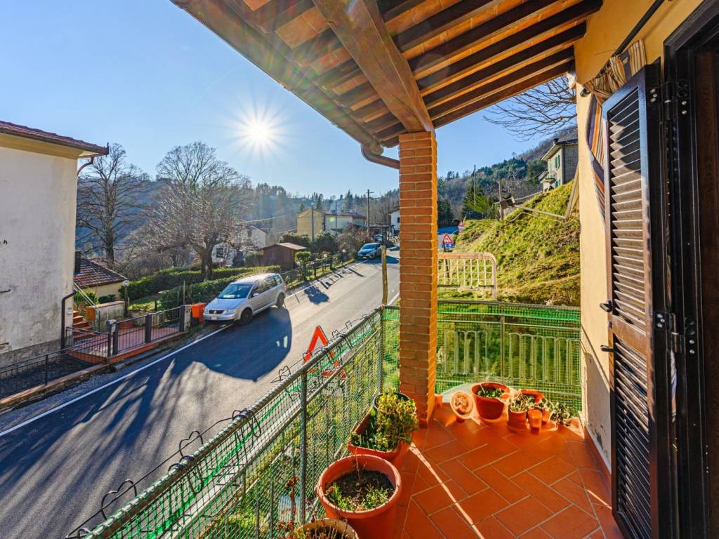 Appartamento a Pistoia in Via Piastre E Prunetta - Foto 2