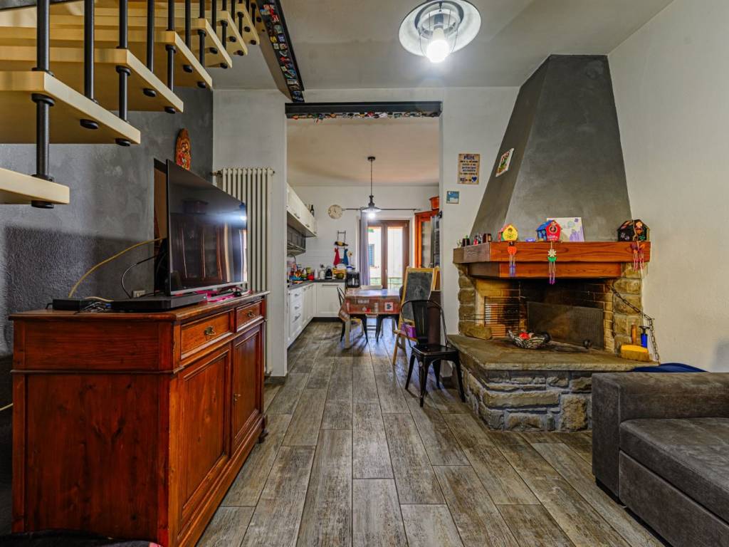 Appartamento a Pistoia in Via Piastre E Prunetta - Foto 3