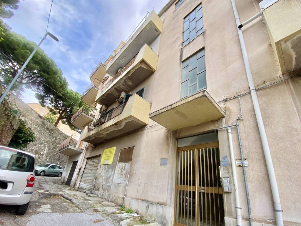 Appartamento a Messina in Piazza San Giovanni Decollato - Foto 3