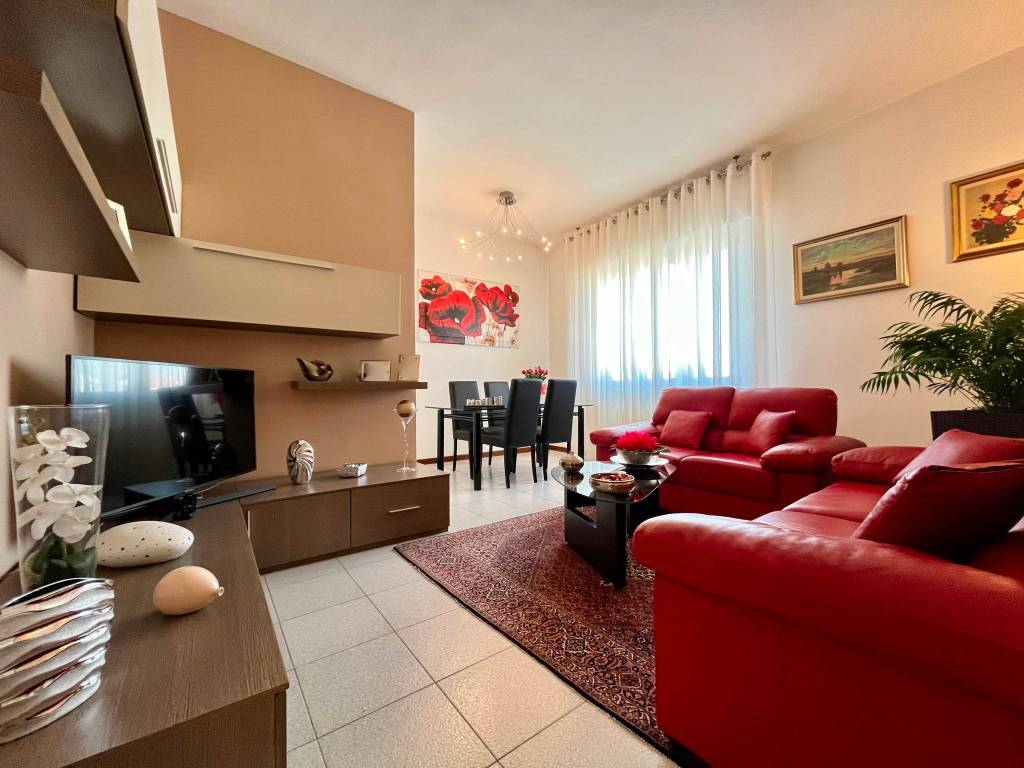 Appartamento a Bergamo in Via Costantina, 19 - Foto 3