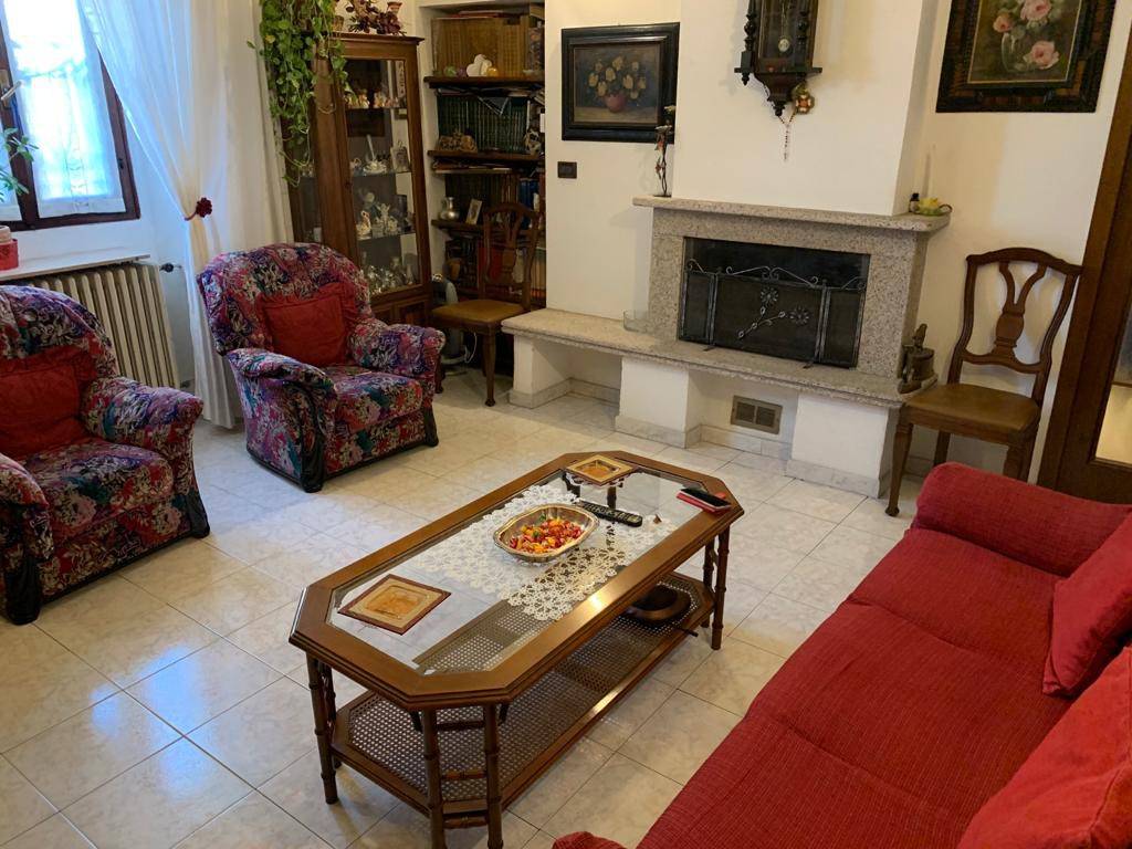 Villa a Mortara in Strada Statale della Lomellina - Foto 3