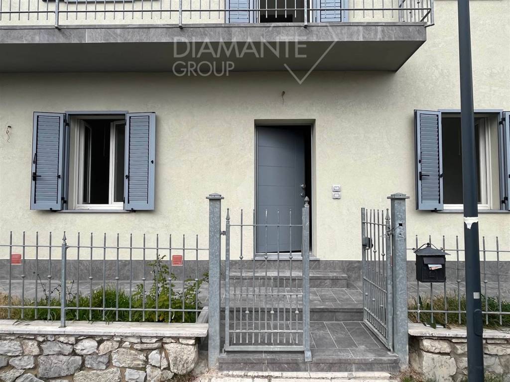 Casa indipendente a Castiglione del lago in Castiglione del Lago - Foto 5