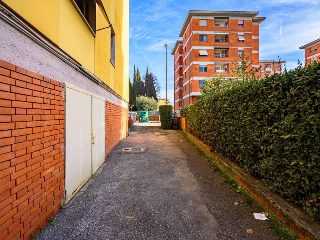 Box / garage a Pistoia in Via Giovanni Fattori - Foto 3