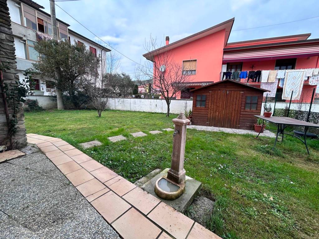 Appartamento a Buti in Via Carlo Goldoni - Foto 2