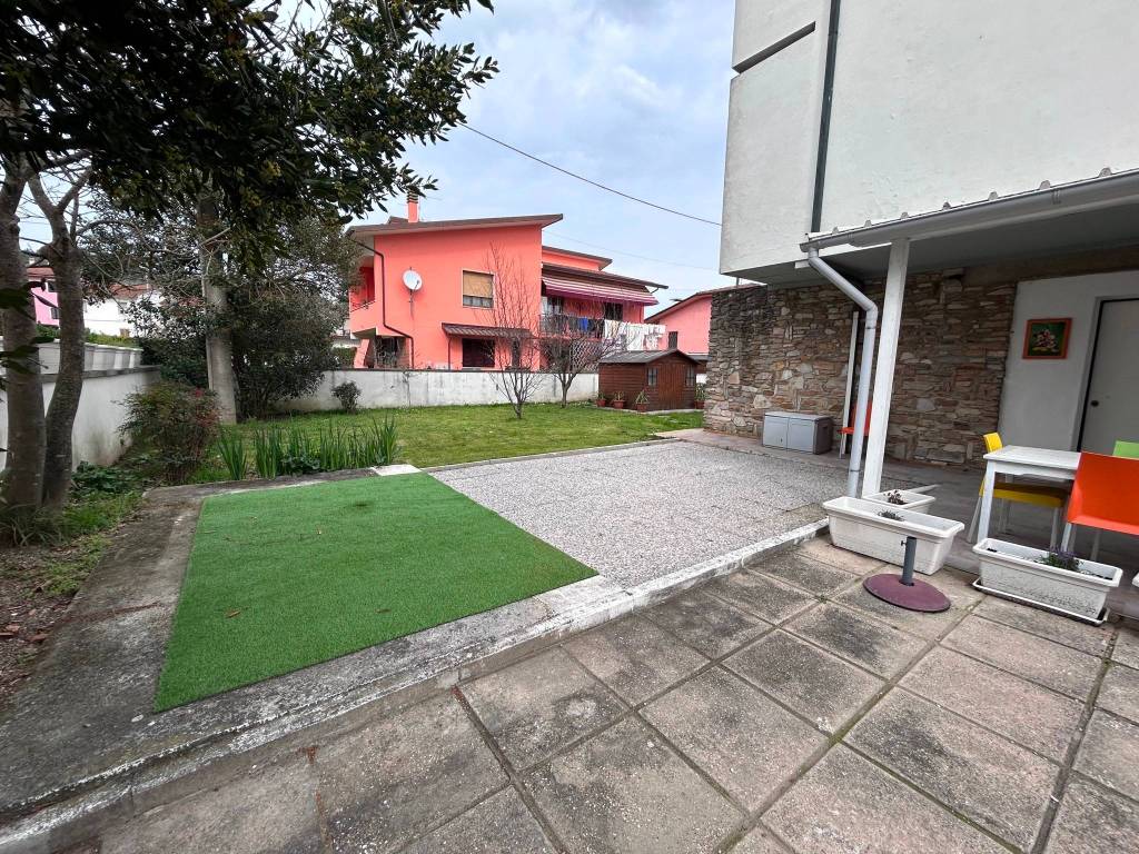 Appartamento a Buti in Via Carlo Goldoni - Foto 3