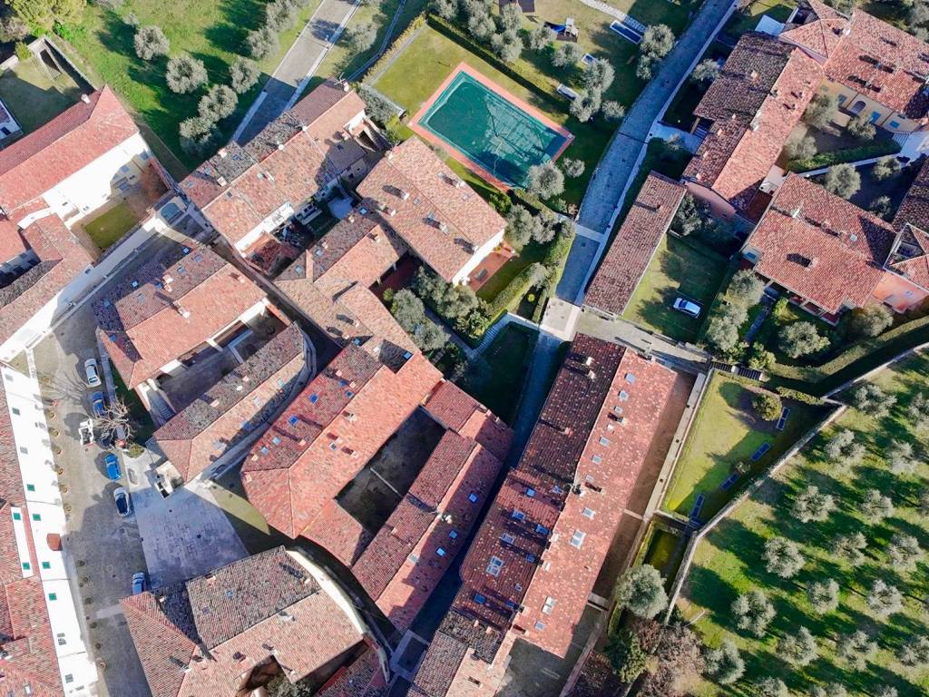 Appartamento a San felice del benaco in Via Chiesa Cisano - Foto 4