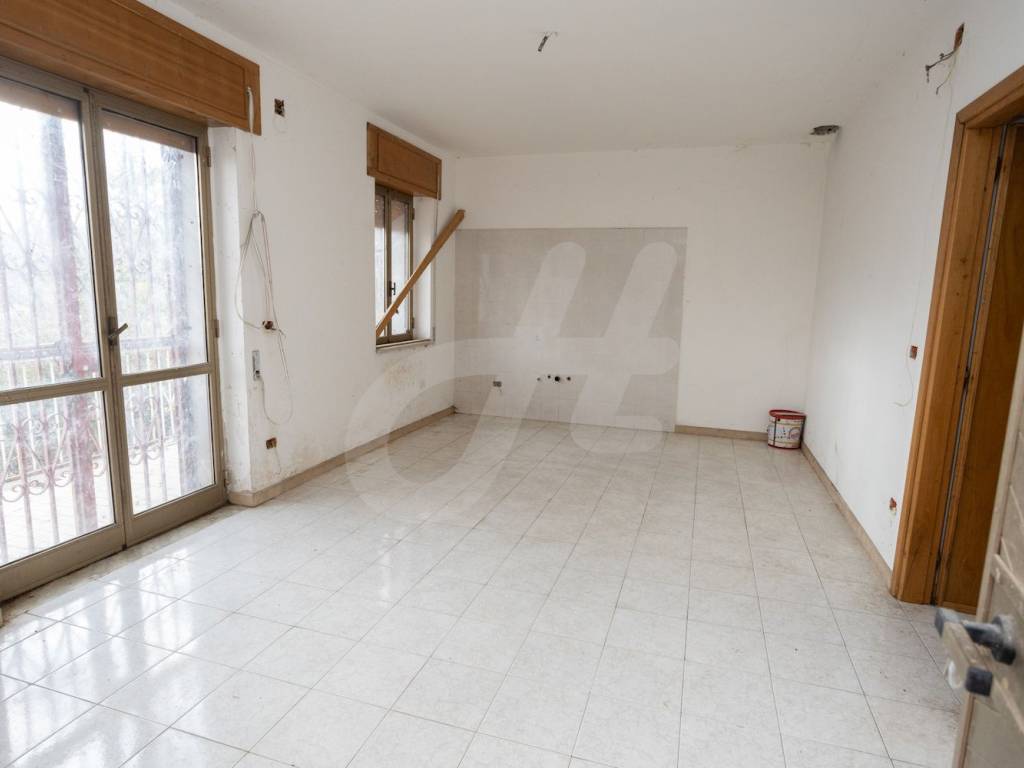 Rustico / casale a Calvi in strada statale - Foto 5