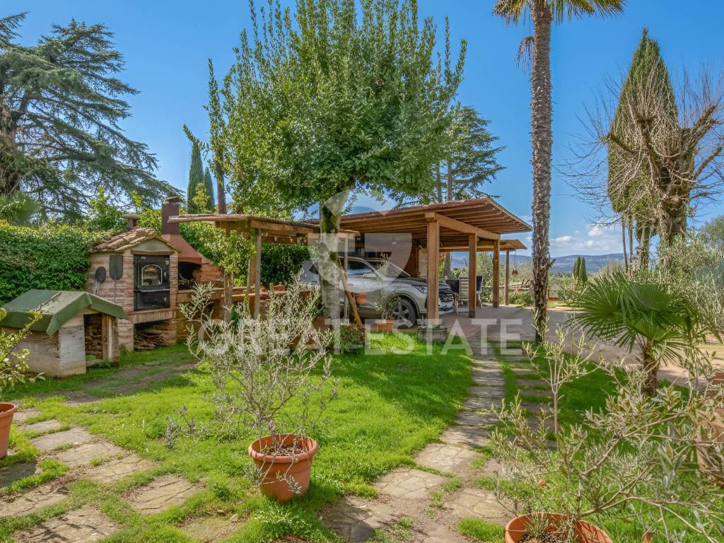 Appartamento a Castiglione del lago in Via Garibaldi - Foto 2