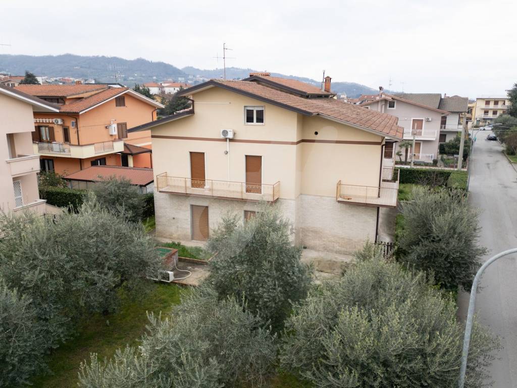 Villa a San giorgio del sannio in Via Cristoforo Colombo, 14 - Foto 4