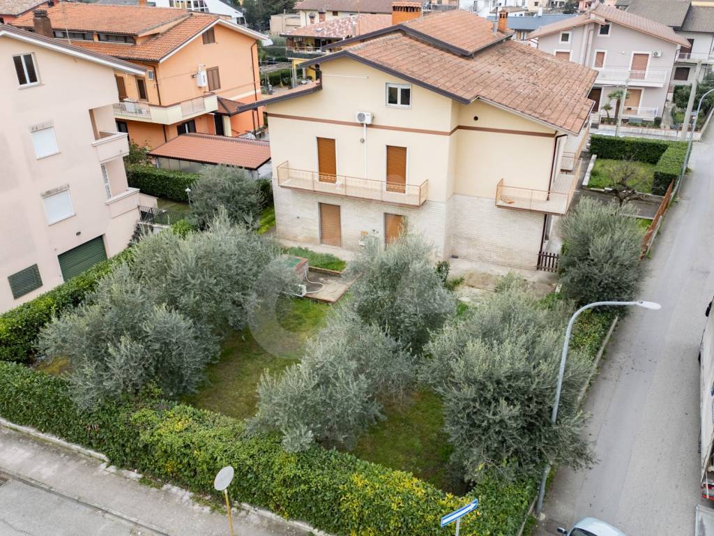 Villa a San giorgio del sannio in Via Cristoforo Colombo, 14 - Foto 5