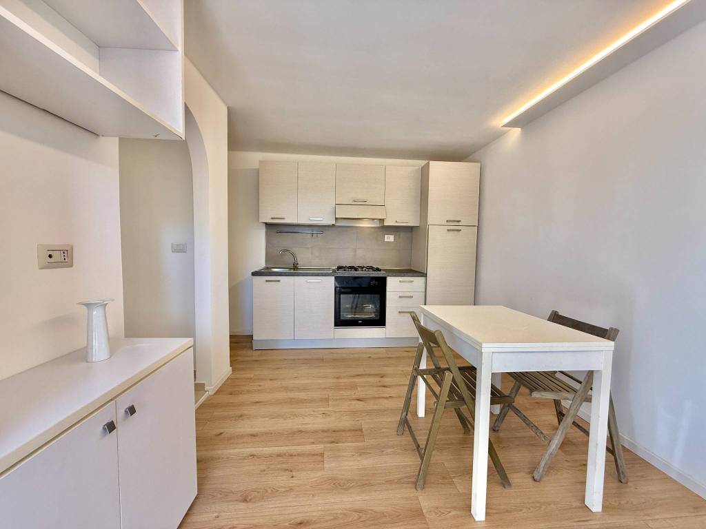 Appartamento a Catania in Via della Scogliera, 13 - Foto 3