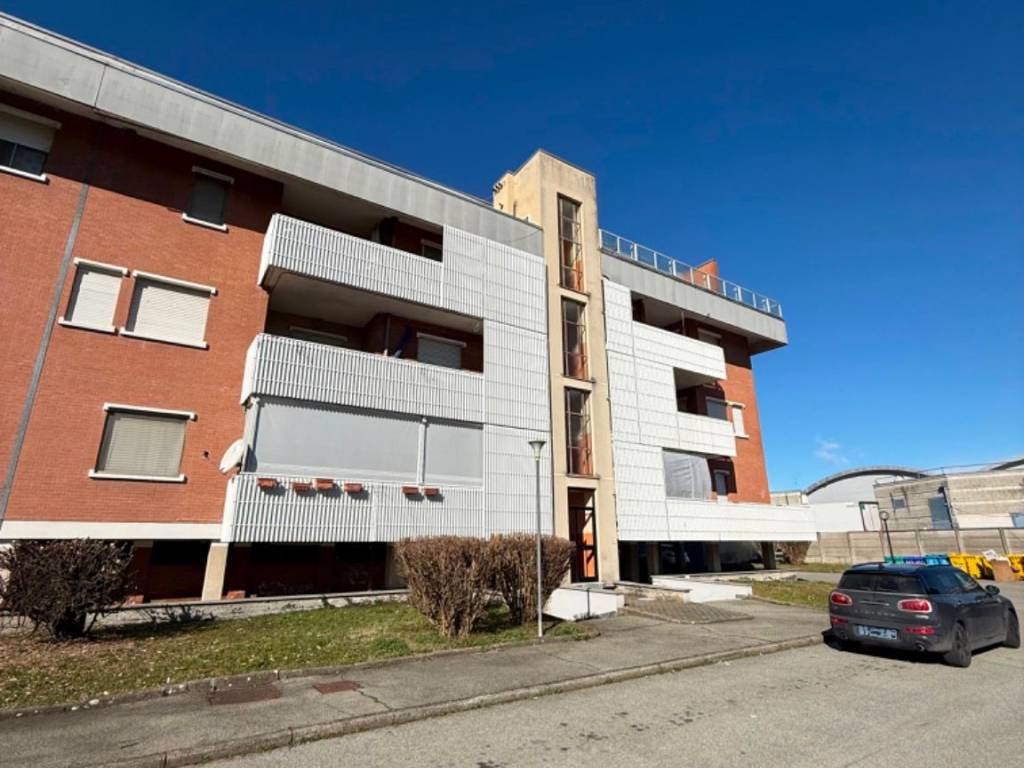 Appartamento a Crescentino in Viale Bertolè, 23 - Foto 2