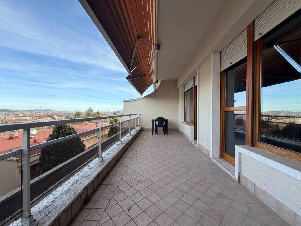 Appartamento a Alba in Strada Rorine, 31 - Foto 2