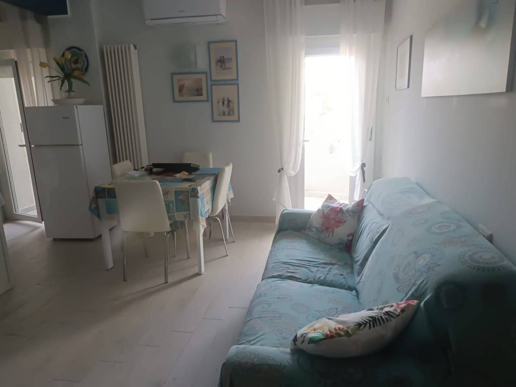 Appartamento a Porto recanati in Viale Cristoforo Colombo, 96 - Foto 2