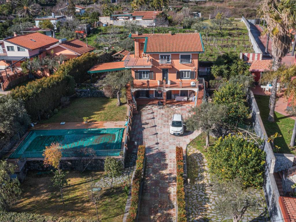 Villa a Zafferana etnea in Via Lucio Piccolo - Foto 3