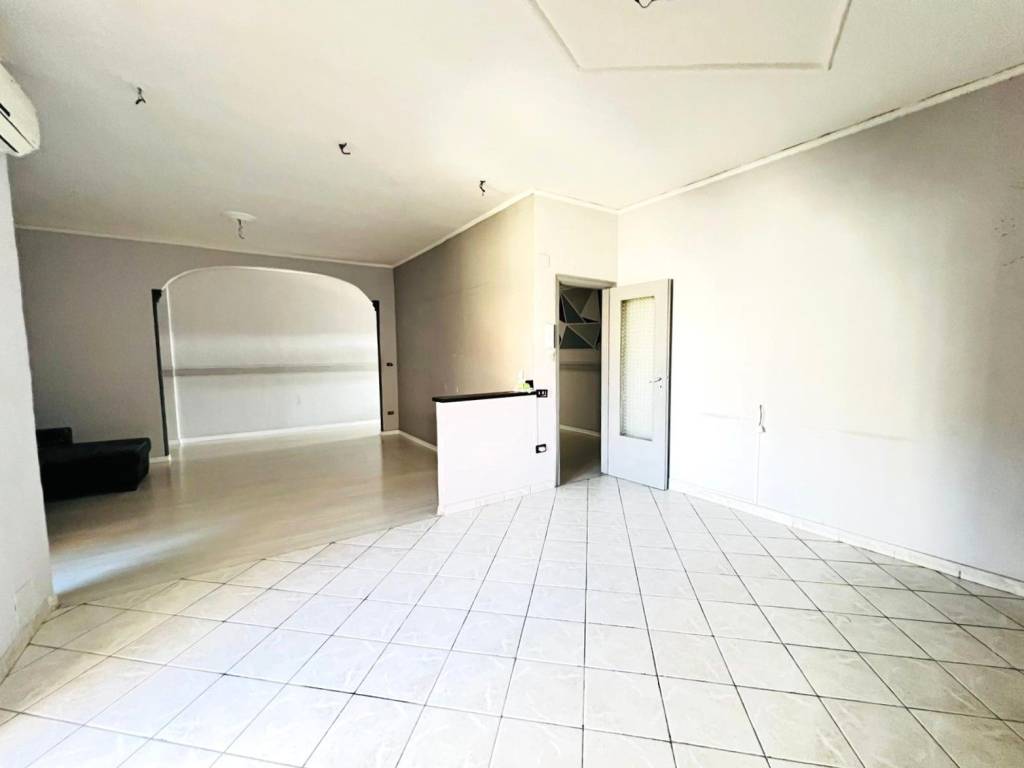 Appartamento a Napoli in Via Villa Bisignano Traversa 4, 52 - Foto 4