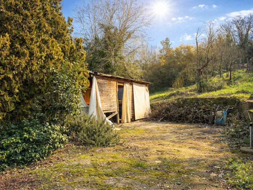 Rustico / casale a Magliano sabina in VOCABOLO COLLEPINETO - Foto 2
