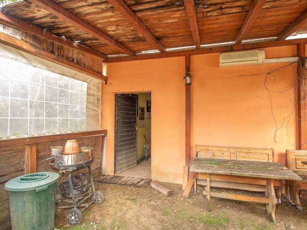 Rustico / casale a Magliano sabina in VOCABOLO COLLEPINETO - Foto 5