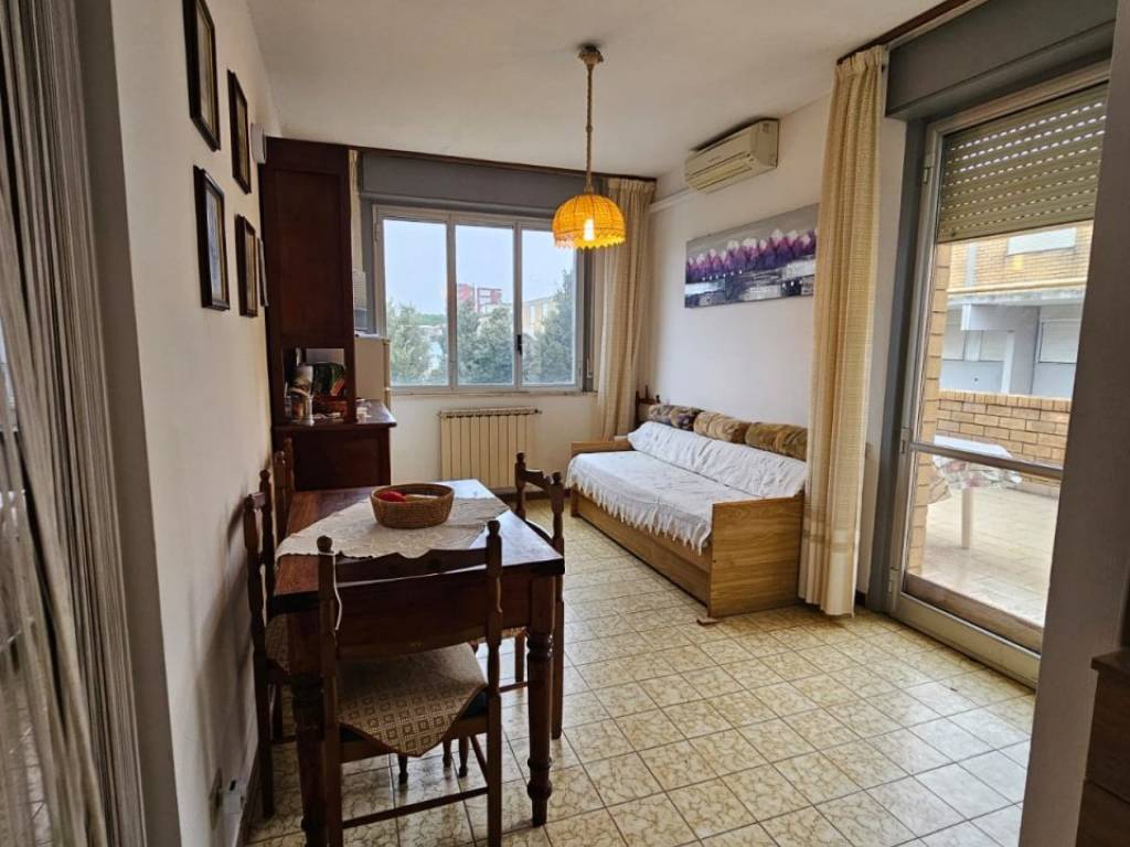 Appartamento a Follonica in Via Litoranea, 117 - Foto 4