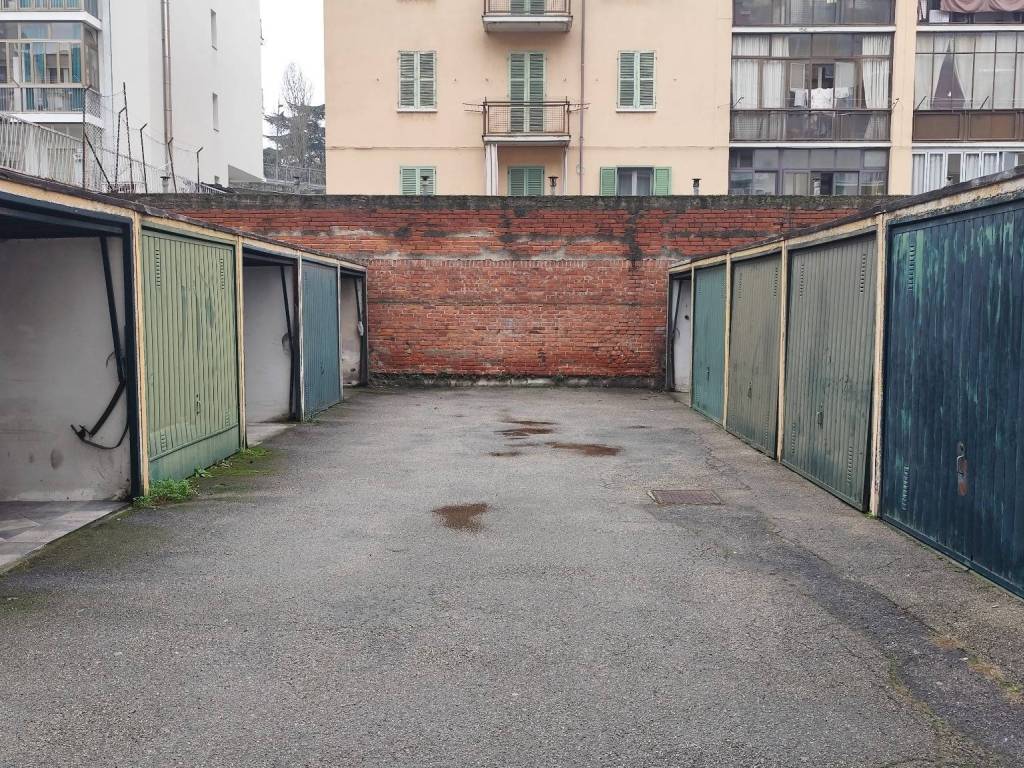 Box / garage a Asti in Via Guglielmo Ventura, 13 - Foto 2
