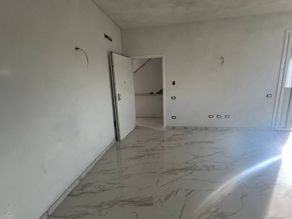 Appartamento a Ceregnano in LAMA POLESINE Via Verdi, 0 - Foto 2