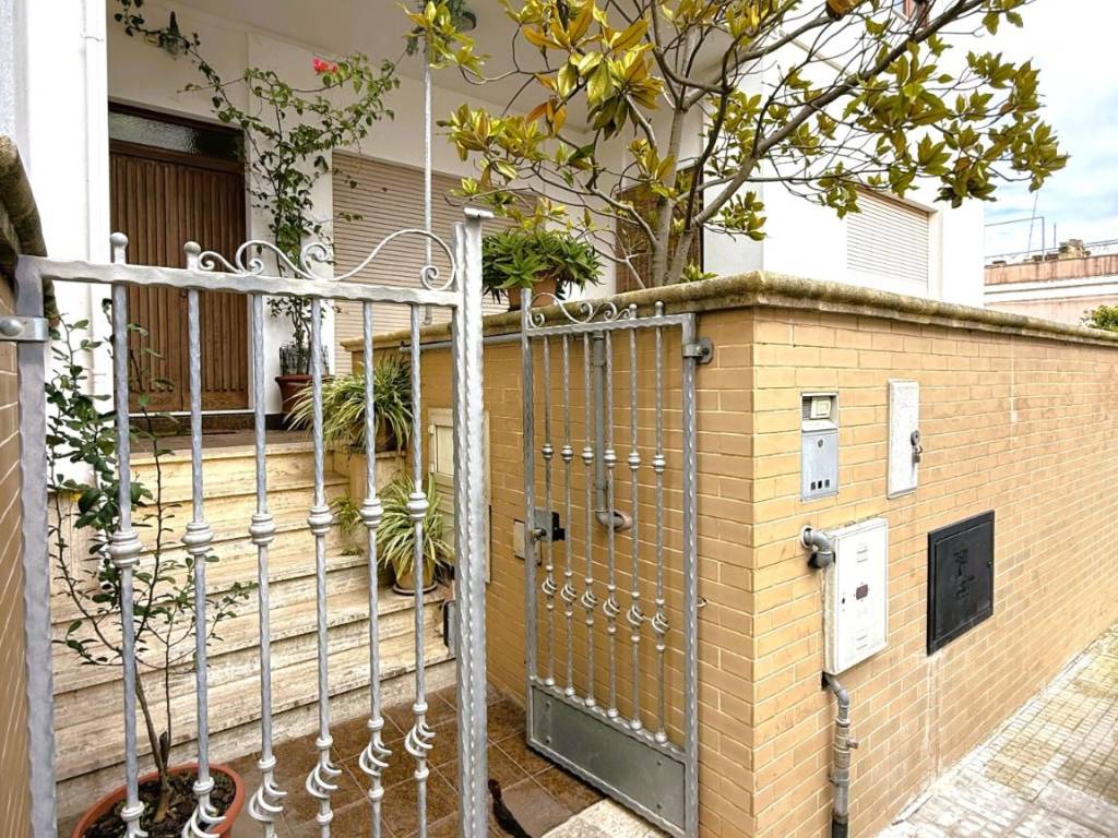 Casa indipendente a Tricase in Via Giovanbattista Venturi - Foto 2