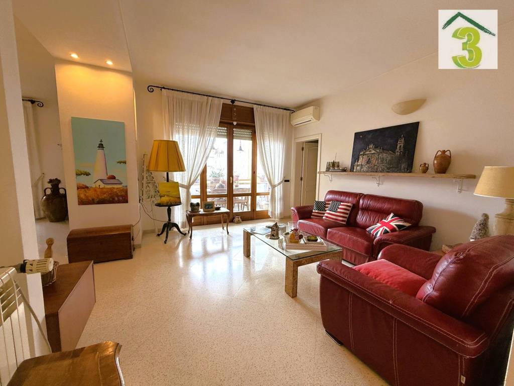 Casa indipendente a Tricase in Via Giovanbattista Venturi - Foto 5