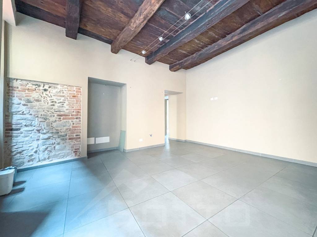 Immobile a Borgomanero in Via prevosto felice piana 33 - Foto 2