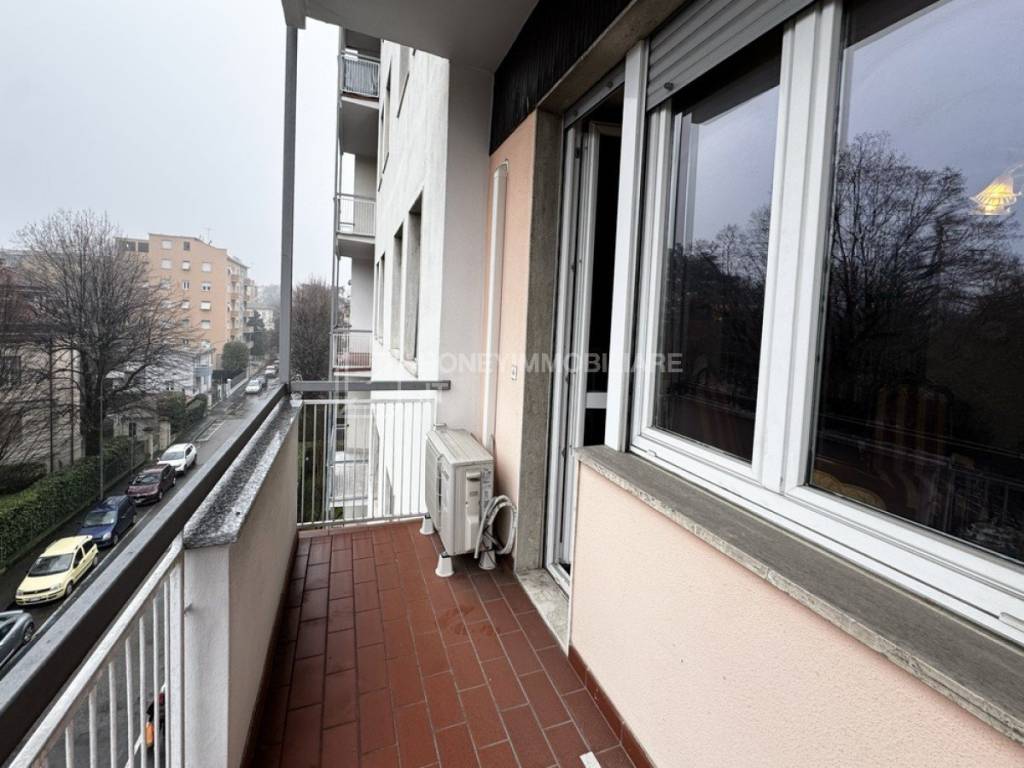 Appartamento a Parma in Via Emilio Usiglio, 7 - Foto 2
