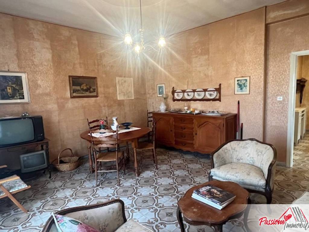 Appartamento a Verona in Via Alessandro Poerio, 11 - Foto 4