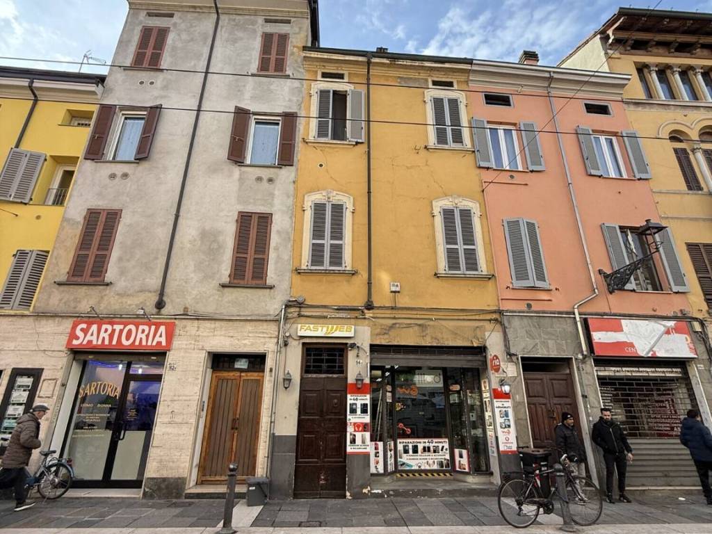 Palazzo / stabile a Parma in Via d'Azeglio, 94 - Foto 2