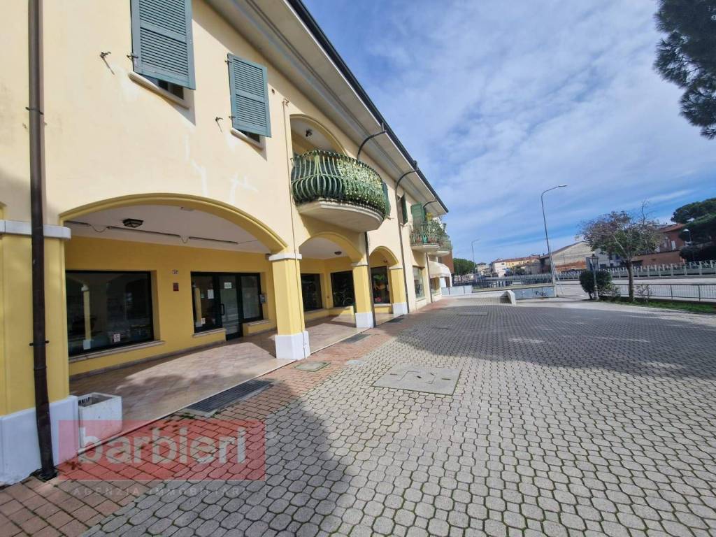 Appartamento a Cervia in PIAZZALE ARTUSI, 4 - Foto 3