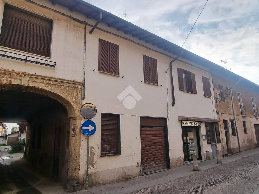 Appartamento a Agrate brianza in Via Cavour, 10 - Foto 2