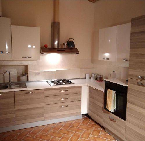 Appartamento a Fabriano in Vicolo Dei Giardini 27 - Foto 3
