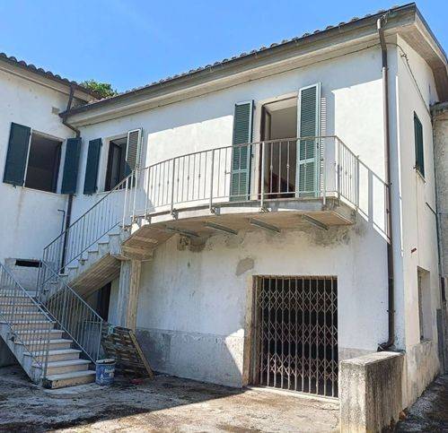 Appartamento a Fabriano in Frazione Attiggio - Foto 2