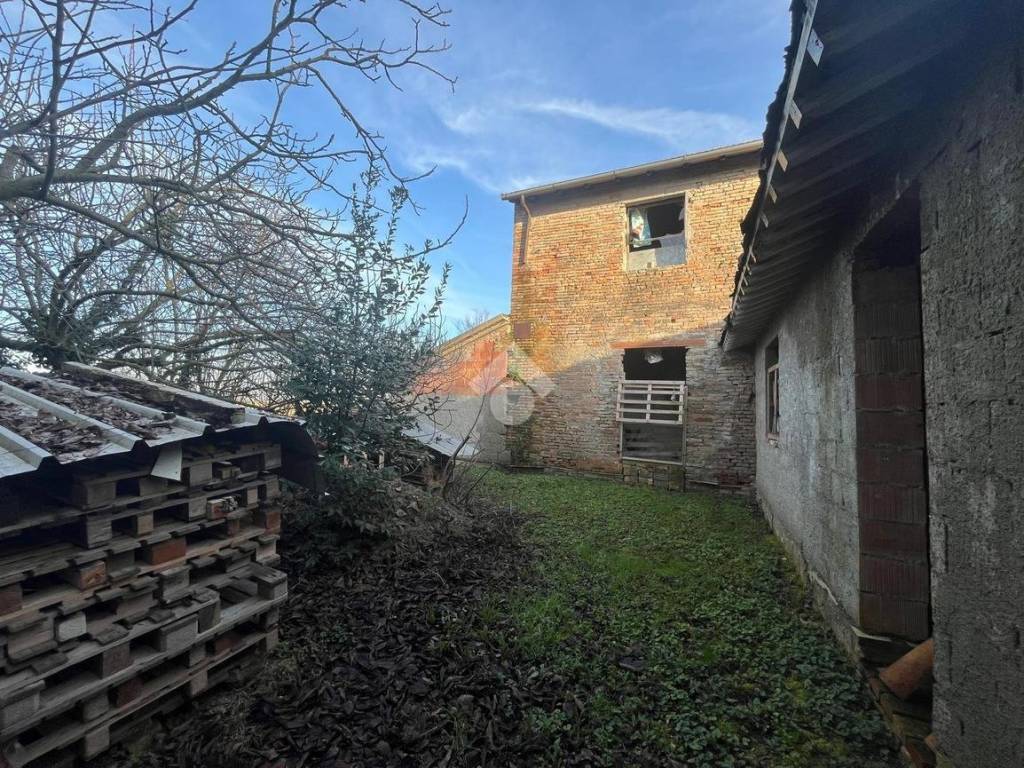 Rustico / casale a Ravenna in VIA FORMELLA, 18 - Foto 3