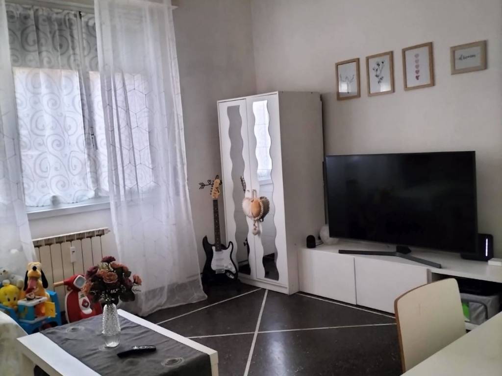 Appartamento a Genova in Via Fereggiano - Foto 3