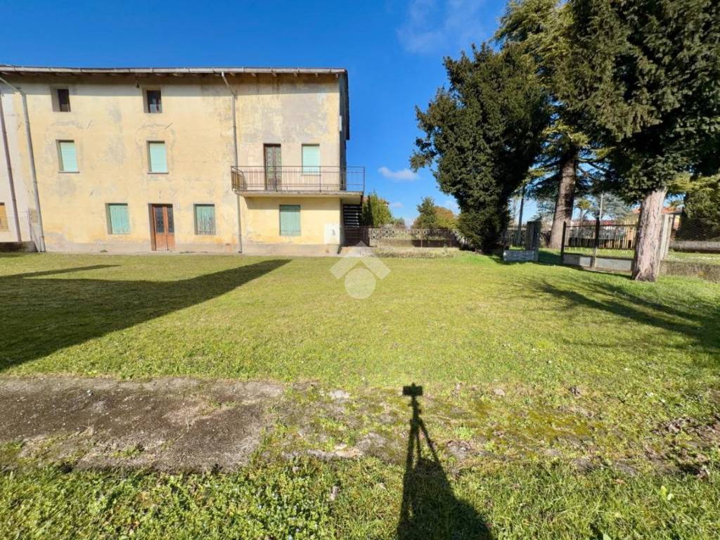 Casa indipendente a Castions di strada in Via Ronchis, 5 - Foto 2
